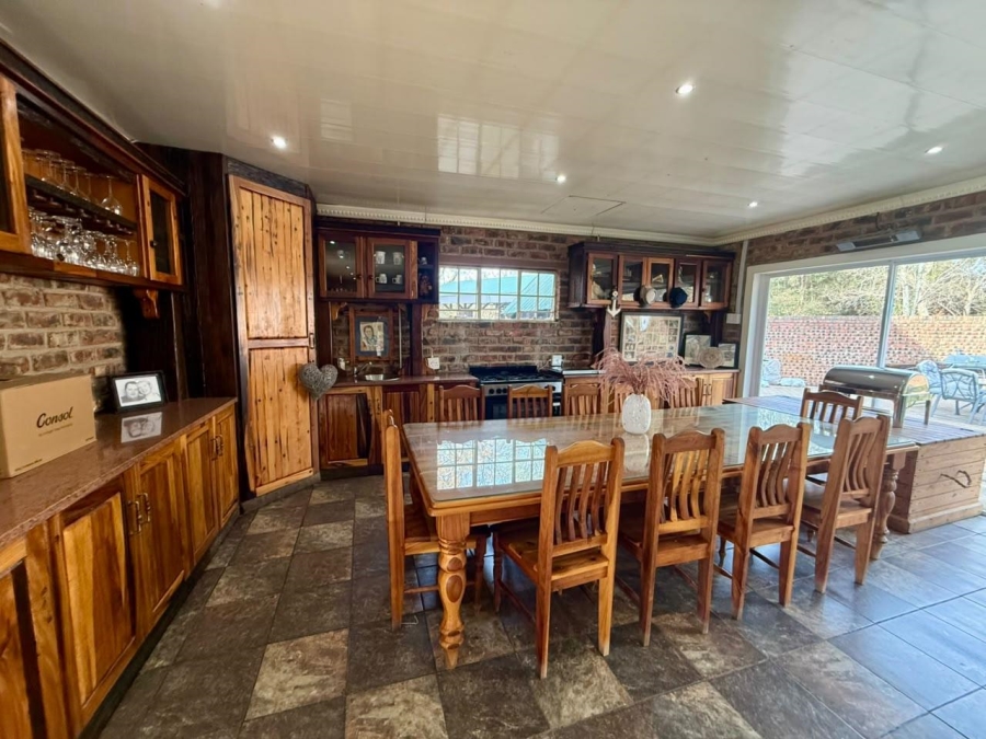 6 Bedroom Property for Sale in Bainsvlei Free State